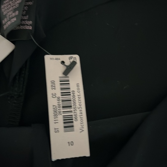 NWT leather look leggings from Victoria secret - Picture 4 of 5